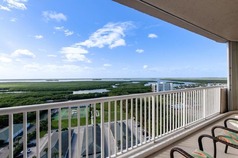 A home in Hutchinson Island