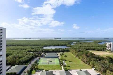 A home in Hutchinson Island