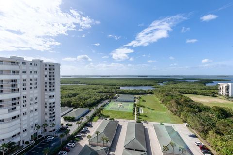 A home in Hutchinson Island