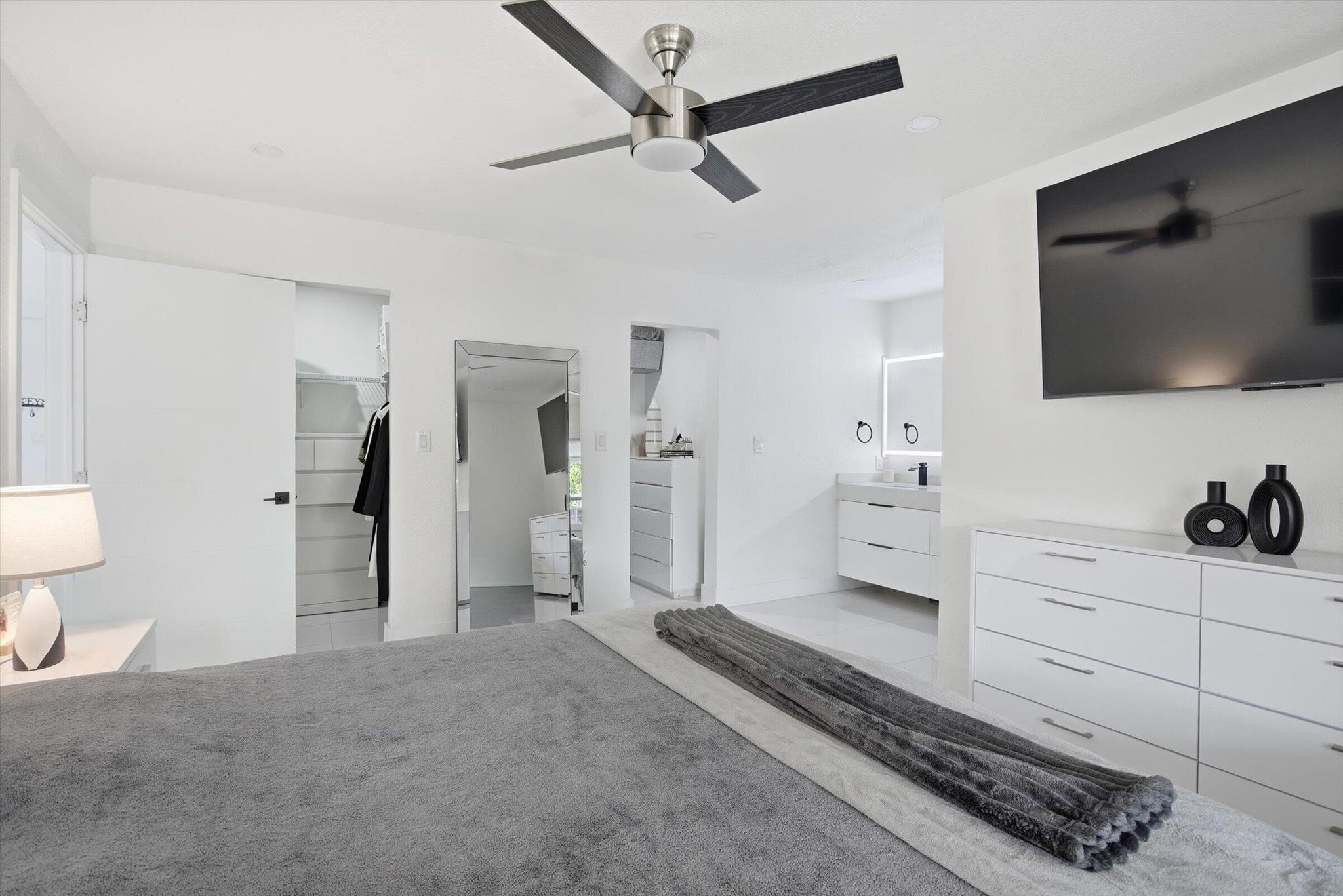 COUNTRY LAKE HOMES 1ST AD - Residential