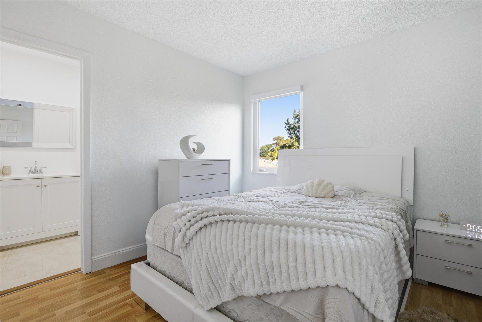 COUNTRY LAKE HOMES 1ST AD - Residential