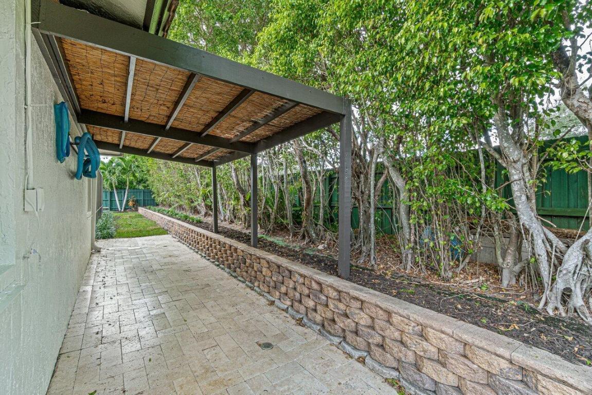 WOODLANDS SEC 2 - Residential Lease