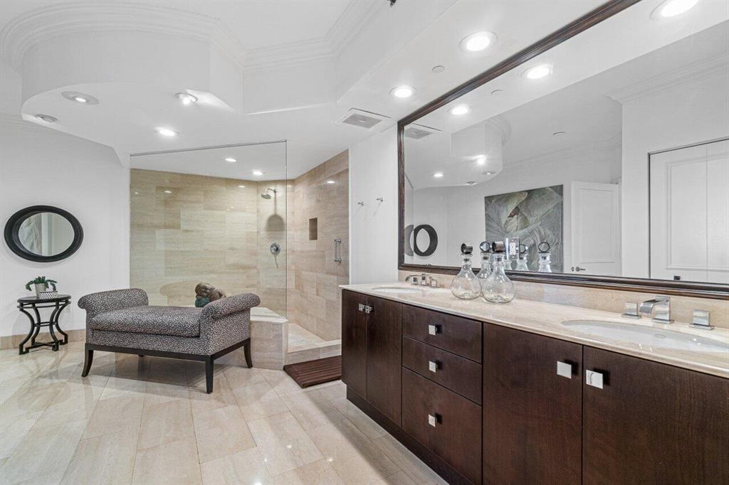 TOSCANA SOUTH CONDO - Residential