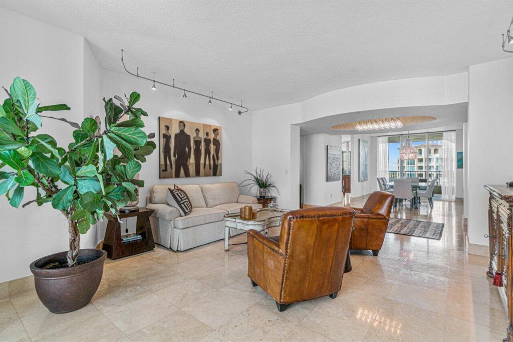 TOSCANA SOUTH CONDO - Residential