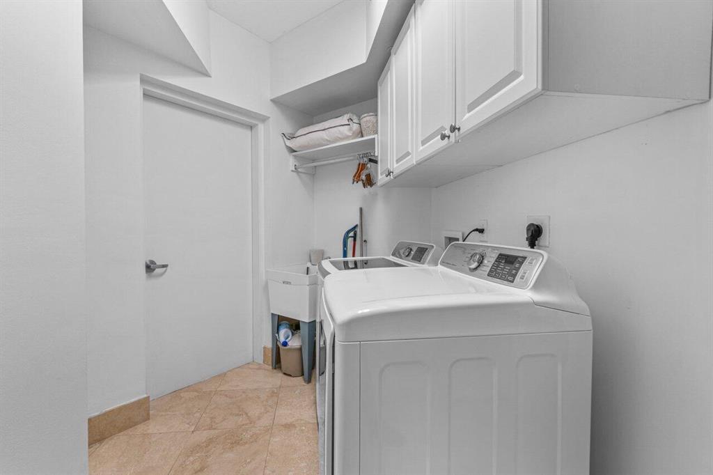 TOSCANA SOUTH CONDO - Residential