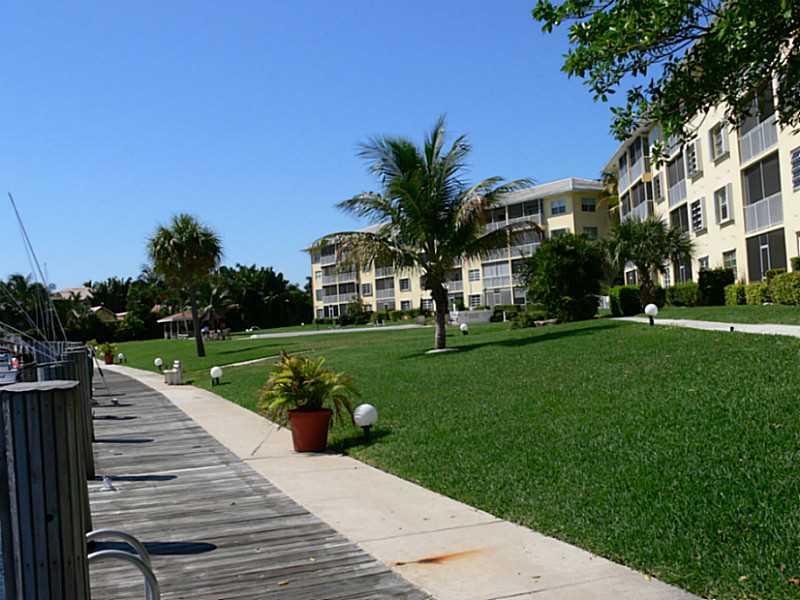 RIVER HOUSE TERRACE CONDO - Residential Lease