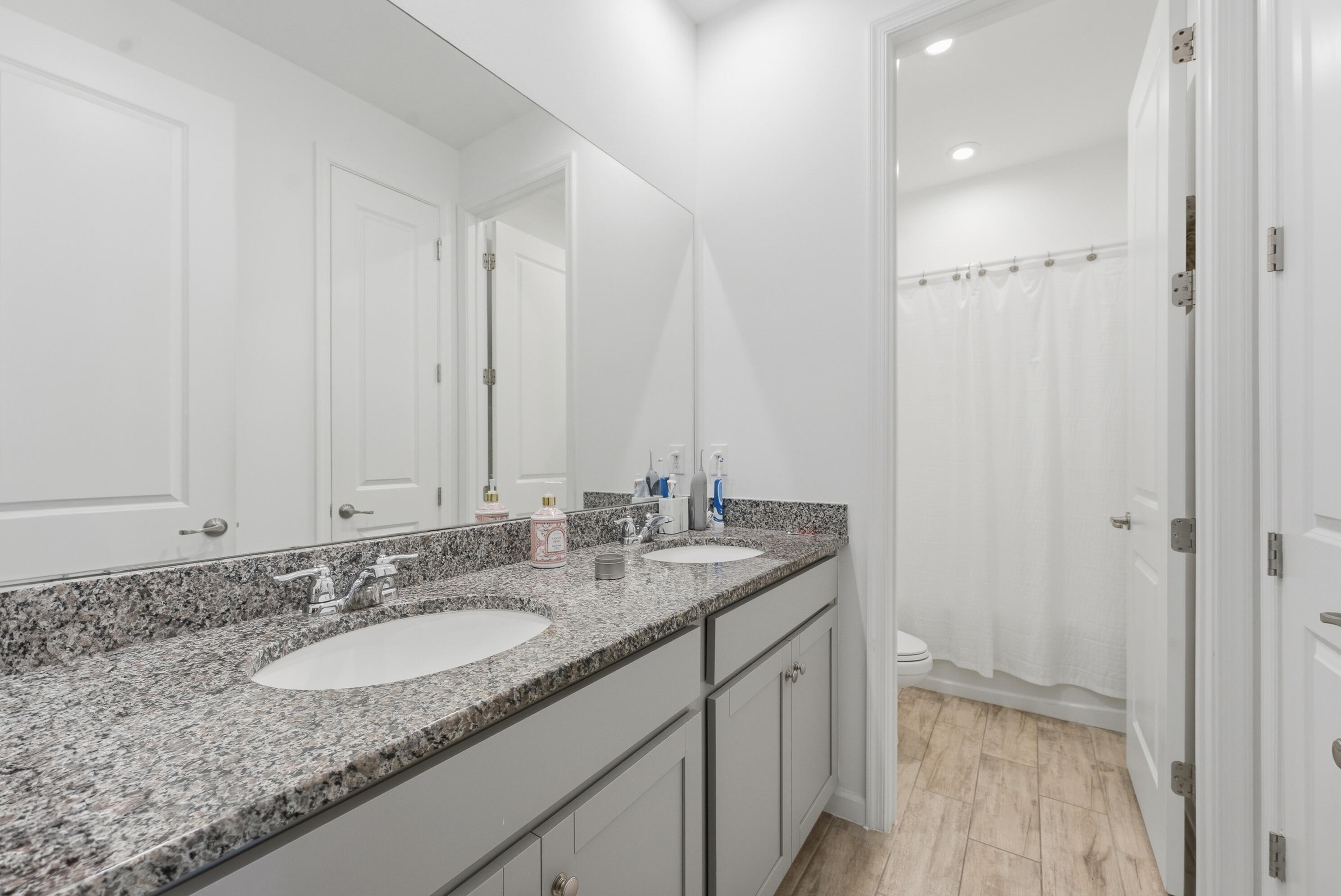 EMERY Tradition - Residential