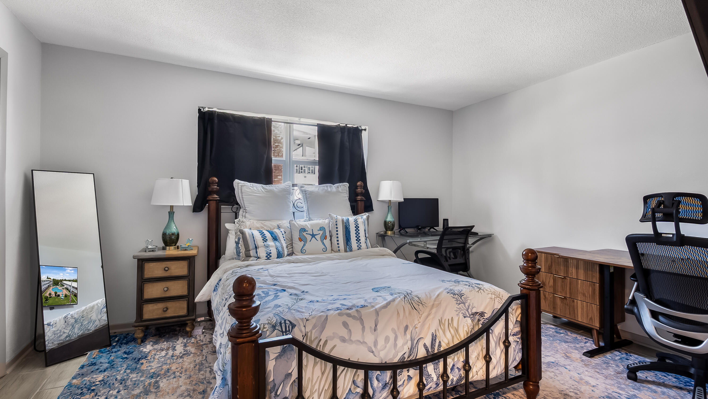228 Hibiscus Avenue 233