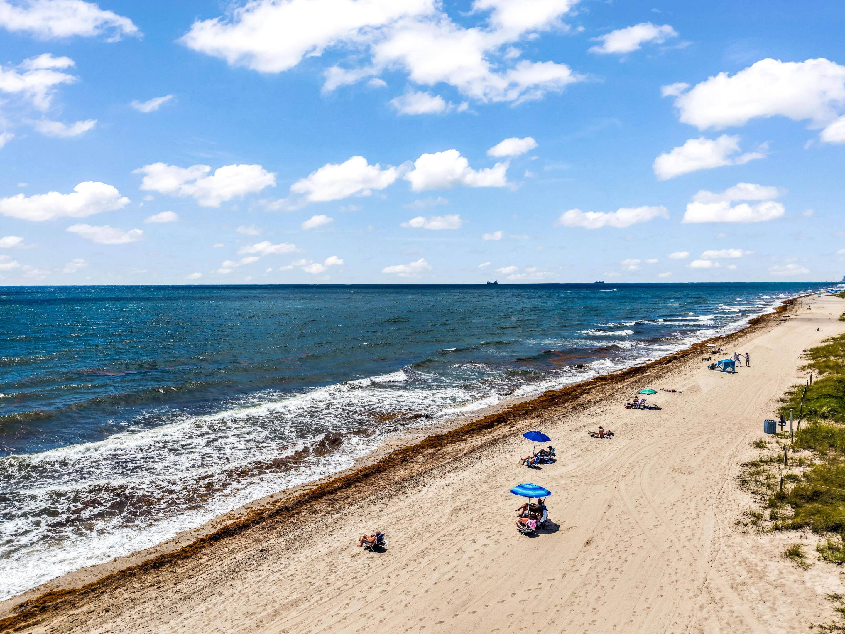 LEISURE BY THE SEA CONDO - Residential