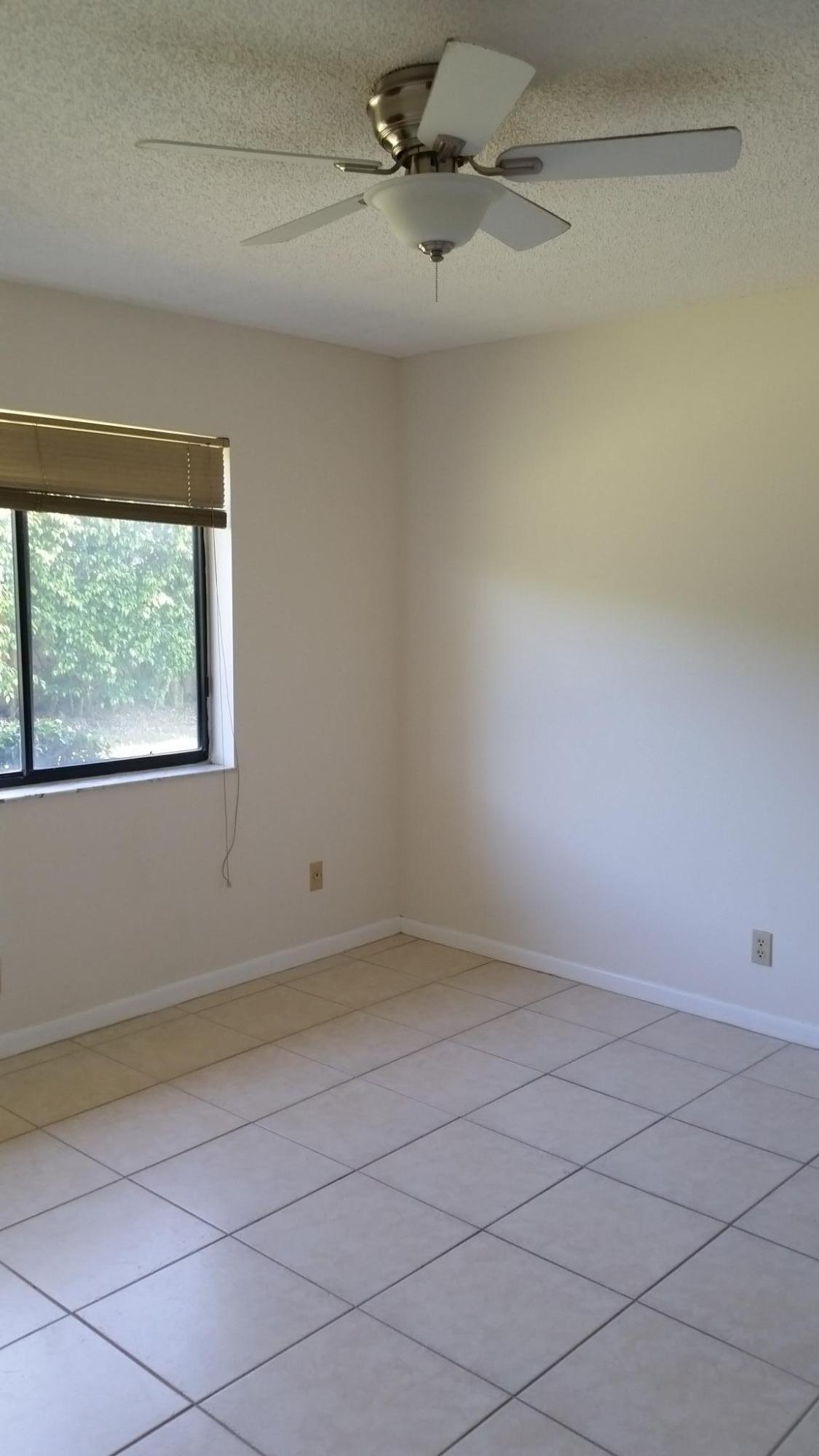 CAMELOT VILLAGE SEC 3 - Residential Lease