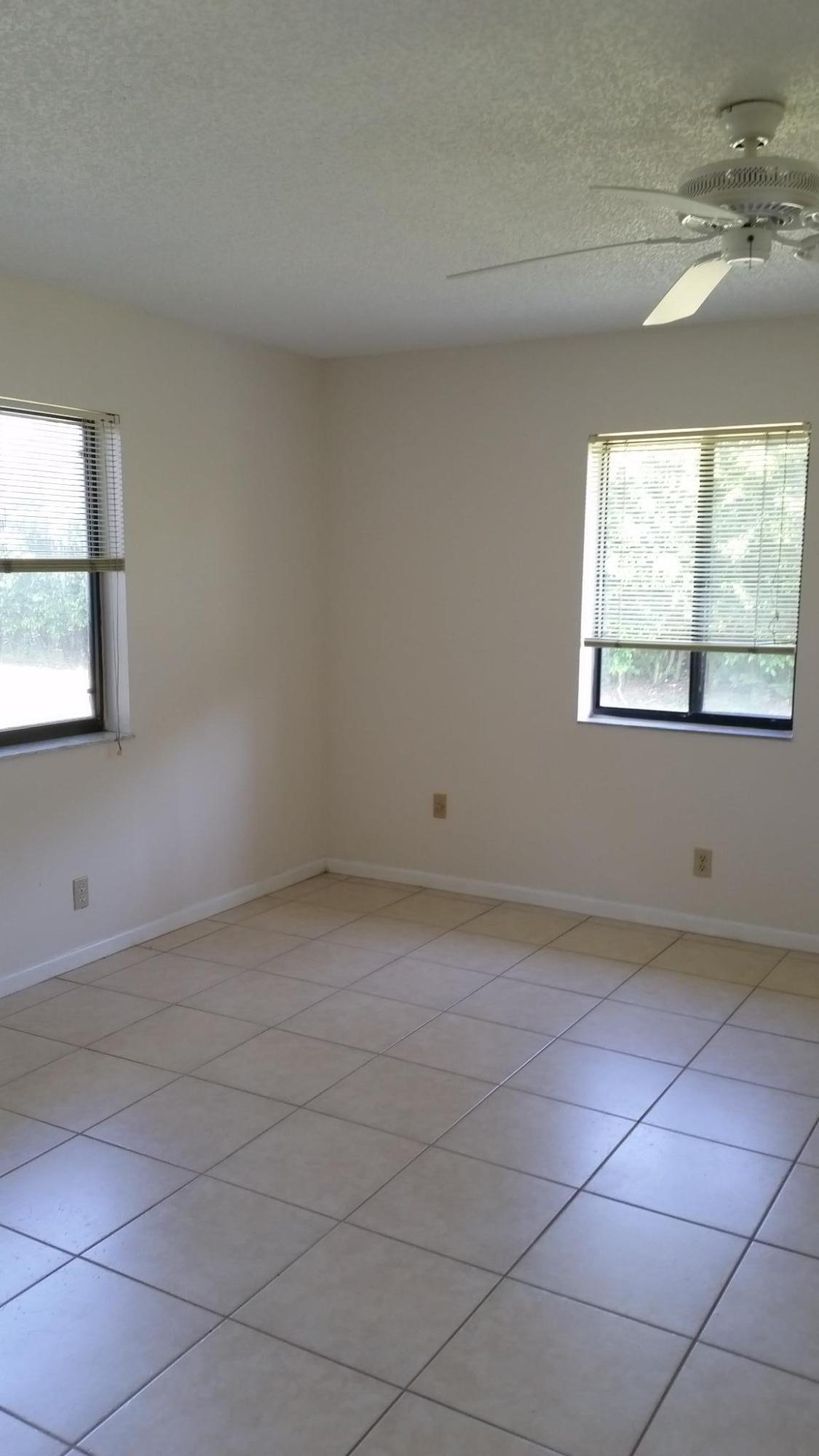 CAMELOT VILLAGE SEC 3 - Residential Lease