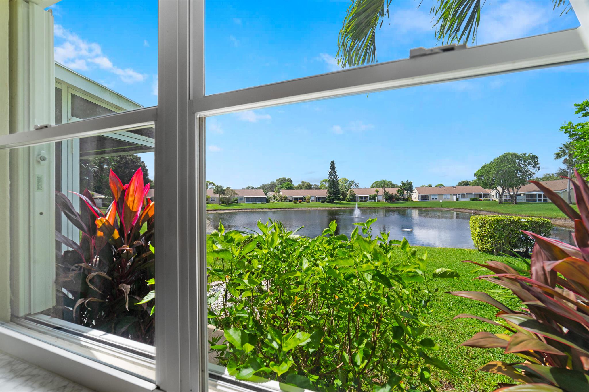 VILLAGES OF WOODLAKE 4 - Residential