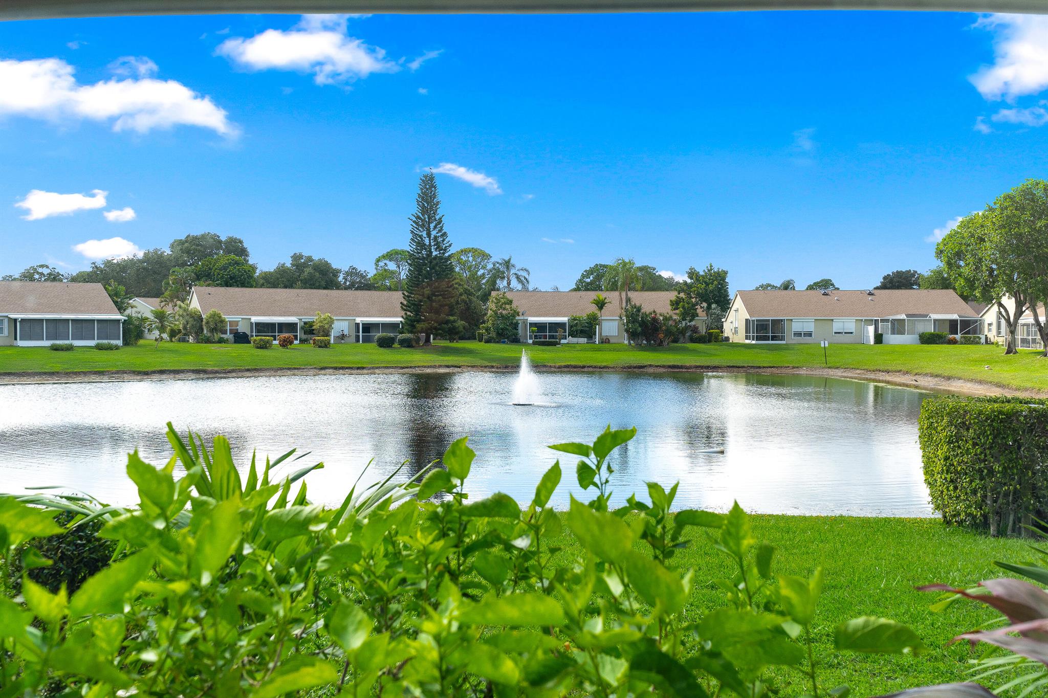 VILLAGES OF WOODLAKE 4 - Residential