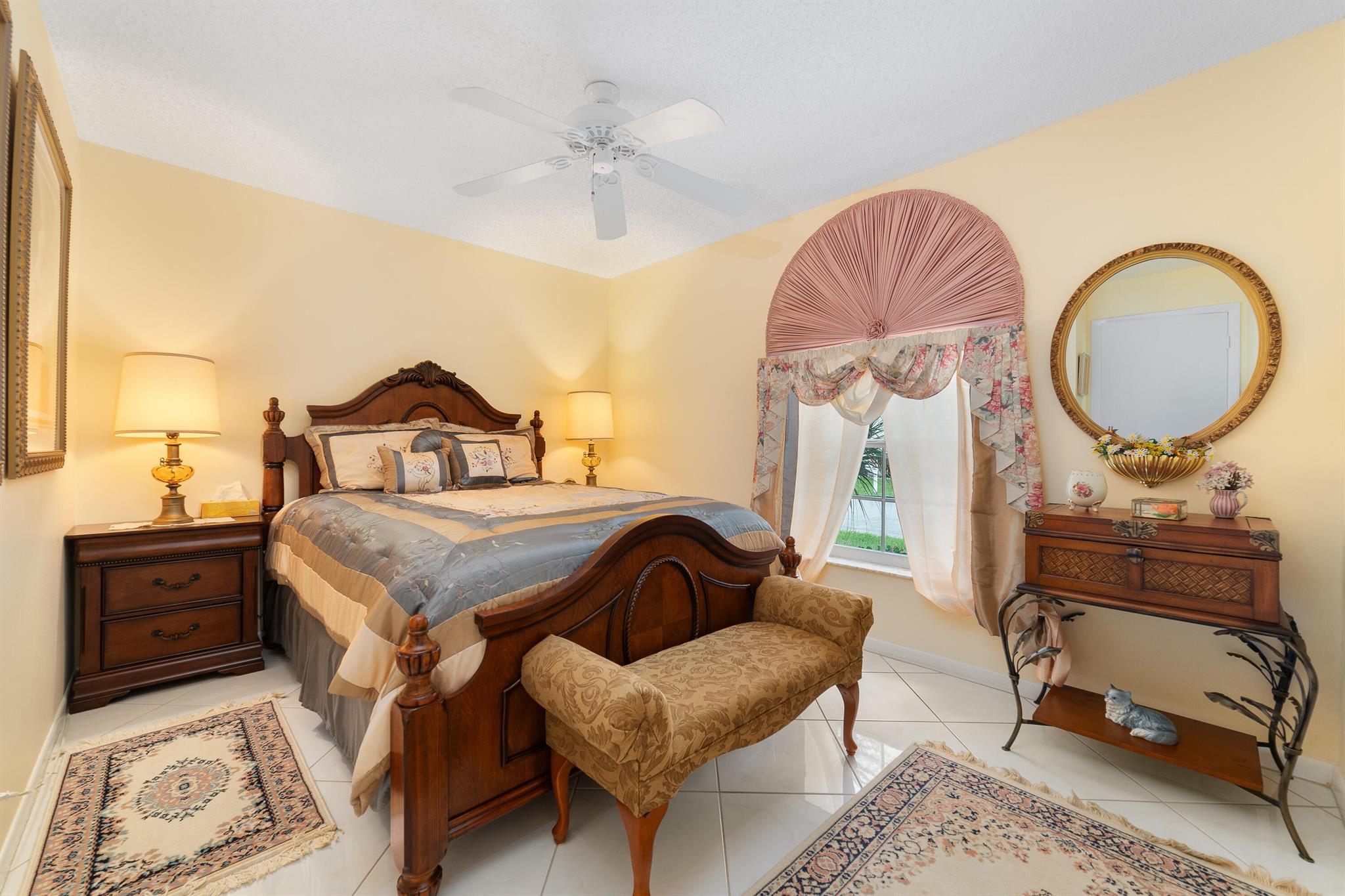 VILLAGES OF WOODLAKE 4 - Residential