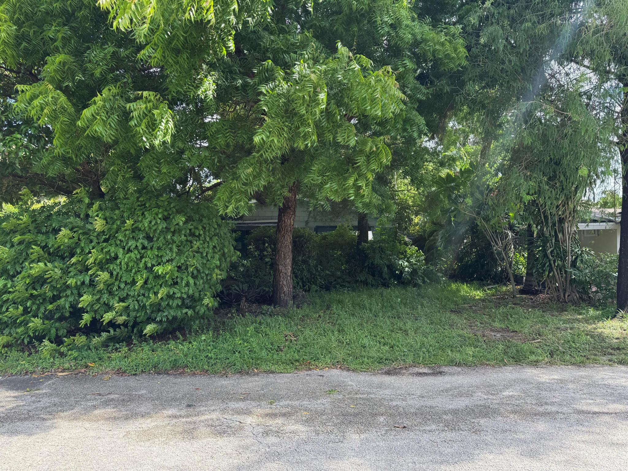 No access to the property will be granted prior to closing. No inspection period.Excellent investment opportunity in a prime location near the Hard Rock Casino.This 797 soft 2-bedroom, 1-bathroom home sits on a large lot and features a carport and front porch.Sale is subject to Broward County Court approval.Property will convey AS-IS. ALL OFFERS DUE 7/26/2025