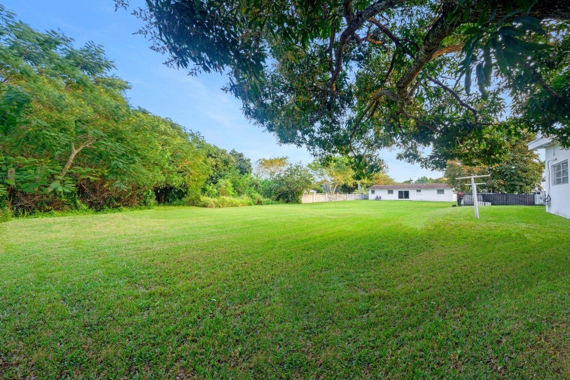 13945 N Miami Avenue, Miami FL 33168