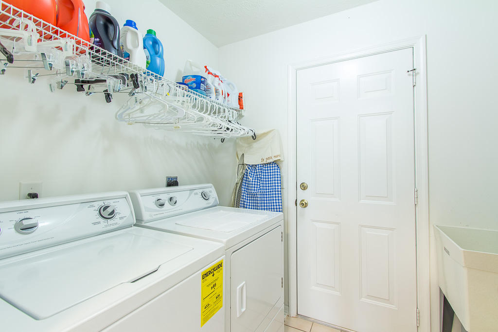 PALM GROVE SUBDIVISION - Residential