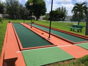 LIMETREE CONDO - Residential