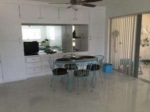 LIMETREE CONDO - Residential