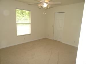 Acerage - Residential