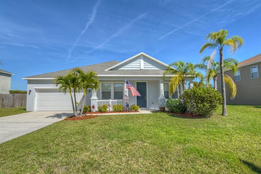 Photo of 5915 NW Brianna Court, Port Saint Lucie, FL 34986 (MLS # R10697404)