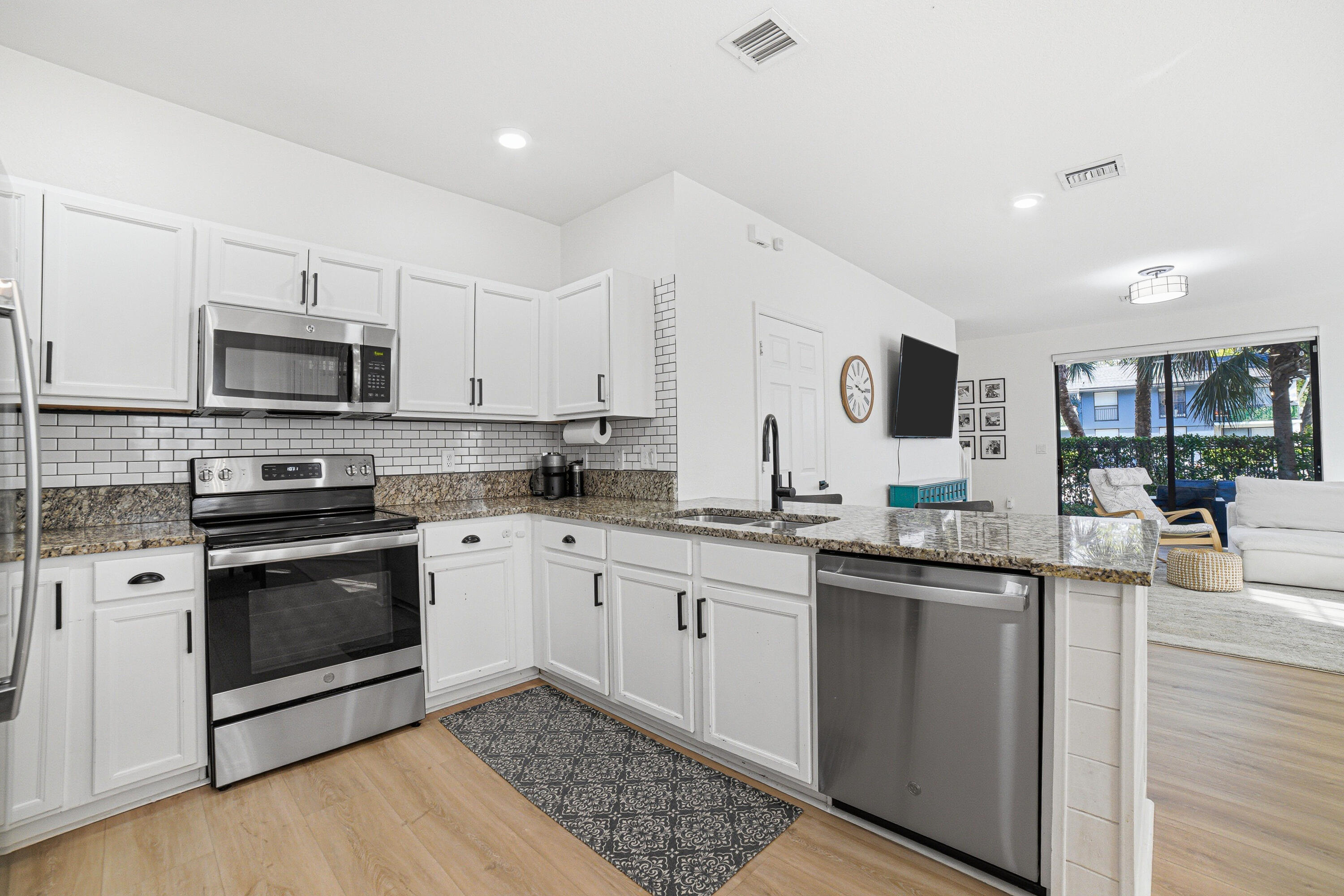 CHELSEA PLACE - Residential