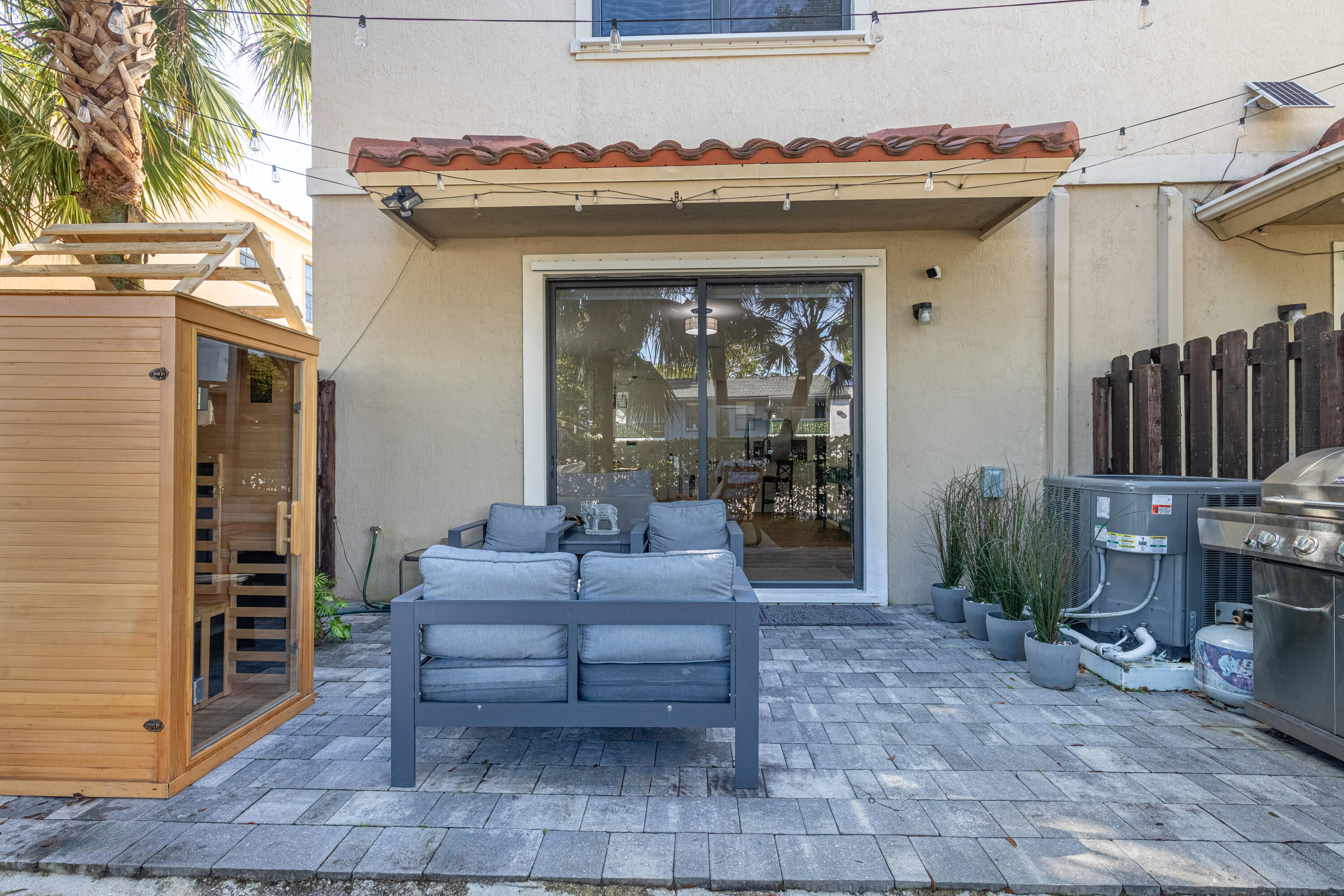 CHELSEA PLACE - Residential