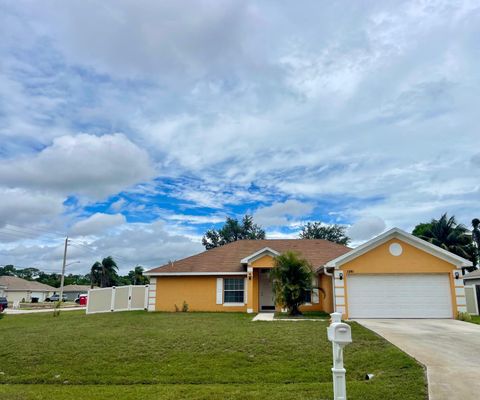 A home in Port St Lucie