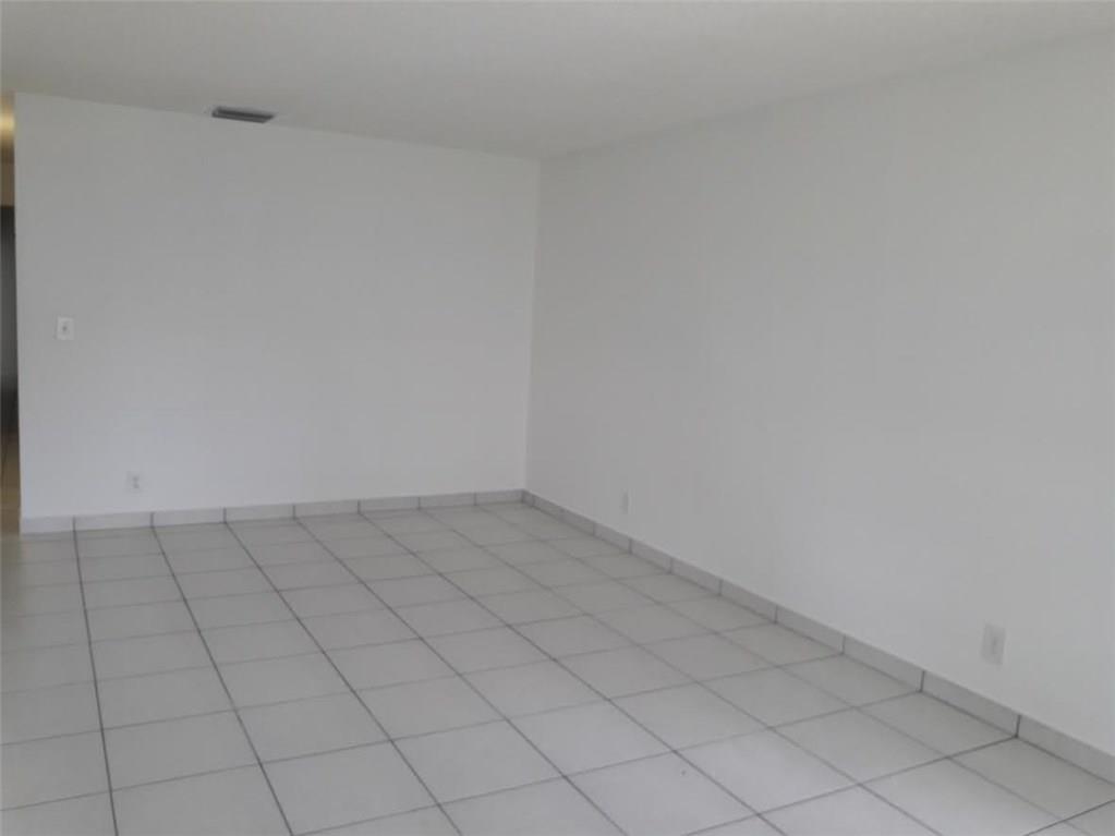 Lauderdale West - Residential