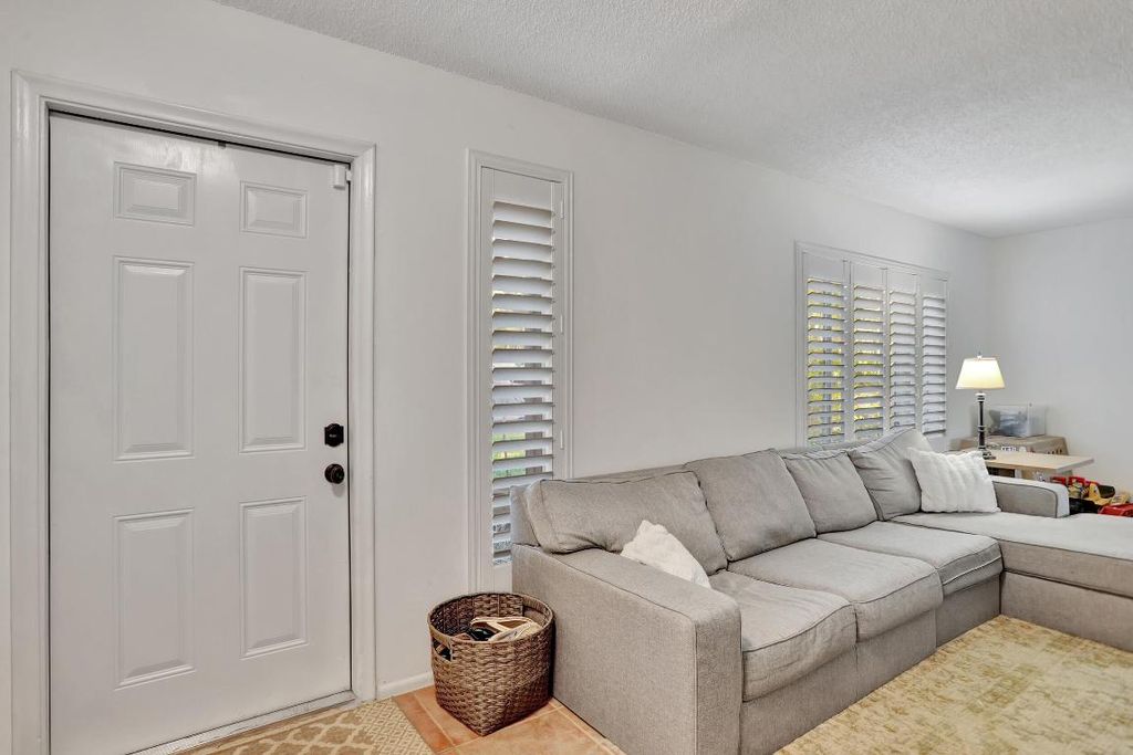 Photo of 9626 NW 27th Street, Coral Springs, FL 33065 (MLS # R10965753)