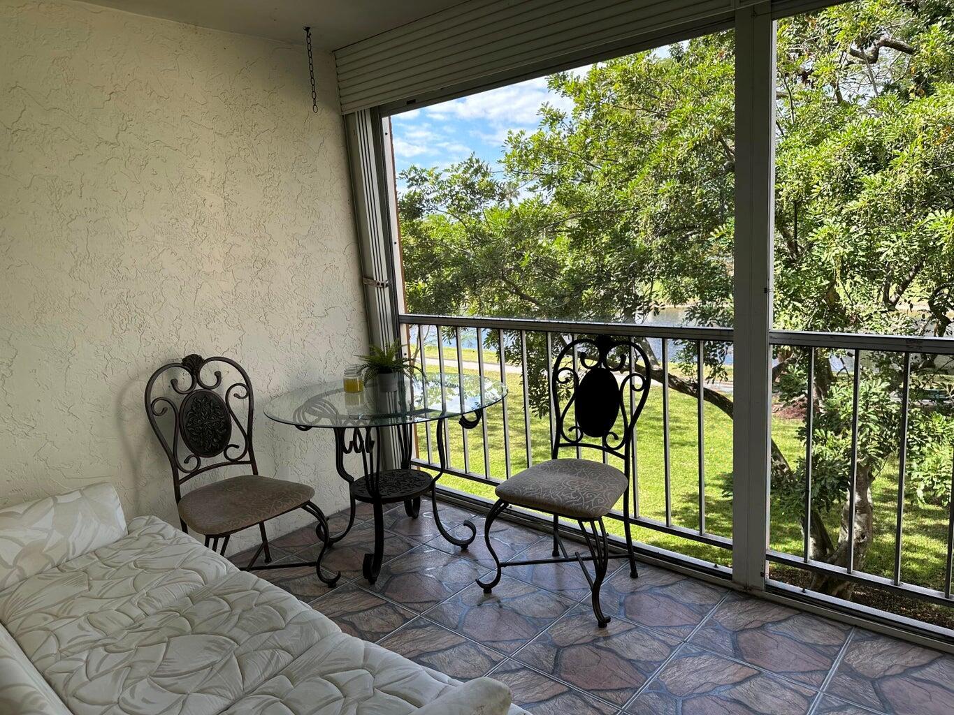 VILLAGES OF ORIOLE BONAIR - Residential Lease