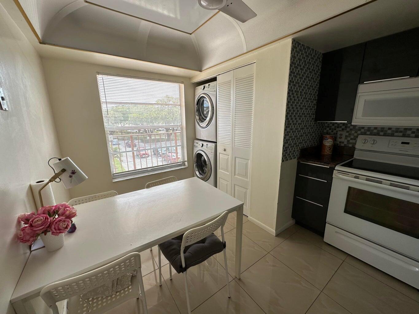 VILLAGES OF ORIOLE BONAIR - Residential Lease