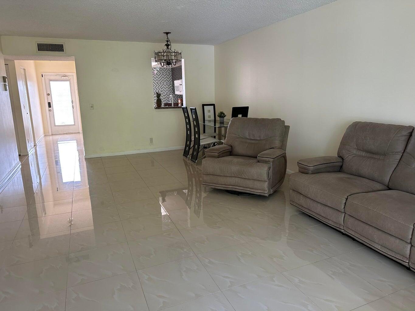 VILLAGES OF ORIOLE BONAIR - Residential Lease