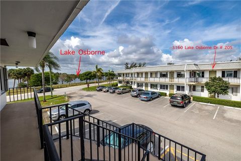 3160 Lake Osborne Dr 205, Lake Worth Beach, FL 33461 - MLS#: F10375808