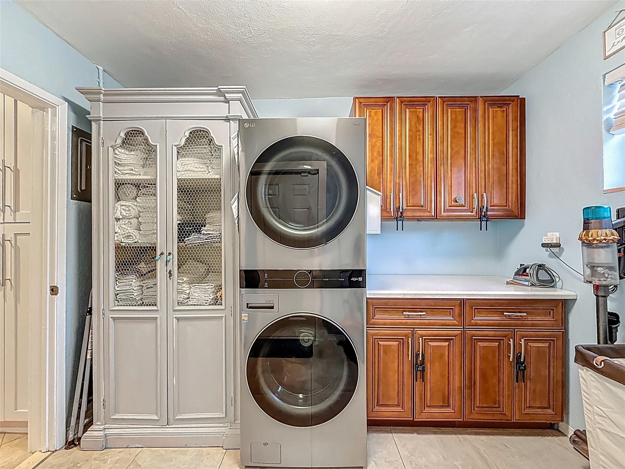 RIVERLAND VILLAGE SEC ONE - Residential