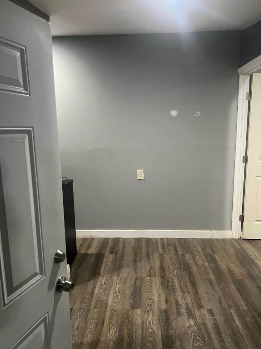 Beautiful efficiency ready for immediate rental, offering an easy move-in with only first month and one deposit required. This well-maintained unit is ideally located close to the beach and the Hard Rock Casino, providing both convenience and lifestyle appeal. 
NO MINIMUM CREDIT SCORE.