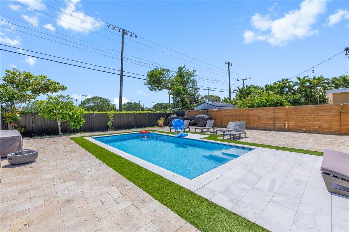 Floral Heights 1st Add 37 - Residential