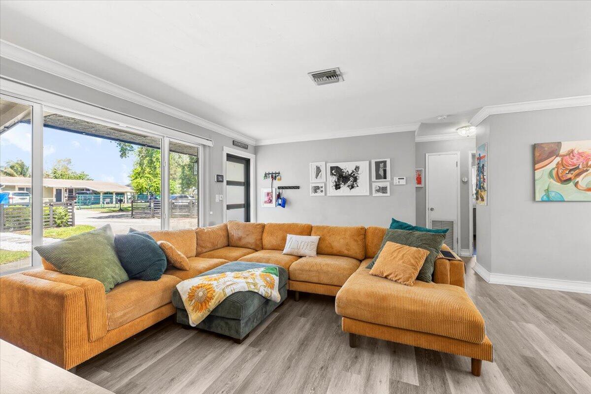 Floral Heights 1st Add 37 - Residential