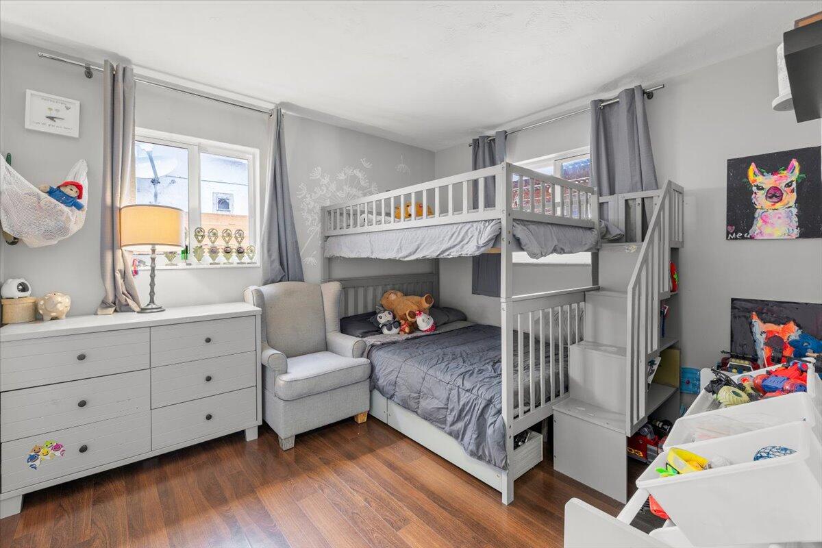 Floral Heights 1st Add 37 - Residential