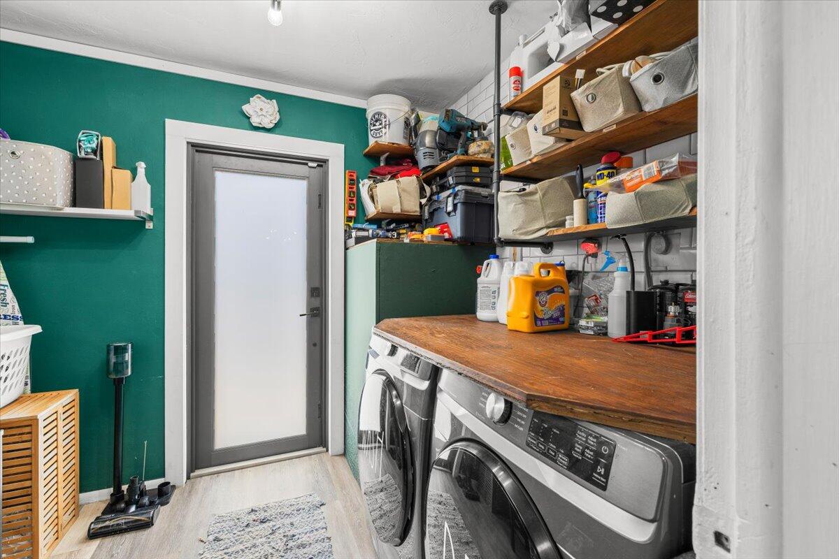 Floral Heights 1st Add 37 - Residential