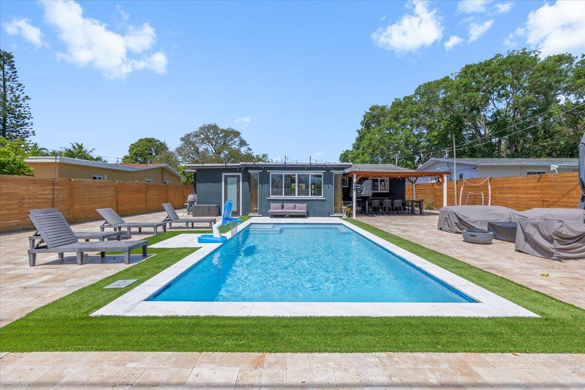 Floral Heights 1st Add 37 - Residential