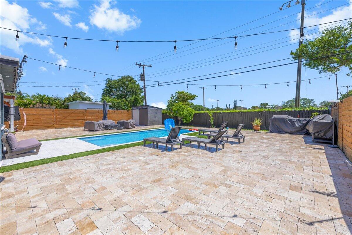 Floral Heights 1st Add 37 - Residential