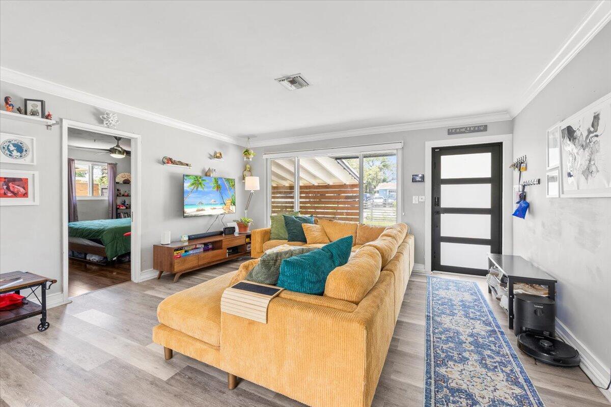 Floral Heights 1st Add 37 - Residential