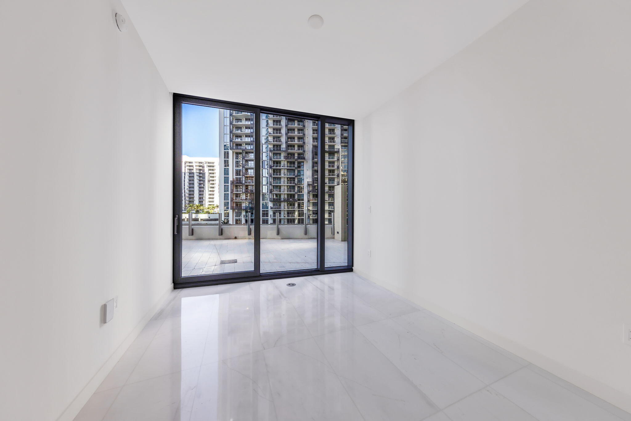 Aston Martin Condominium Association - Residential Lease