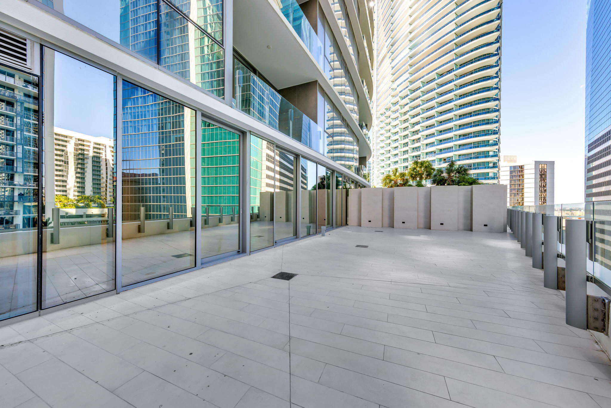 Aston Martin Condominium Association - Residential Lease