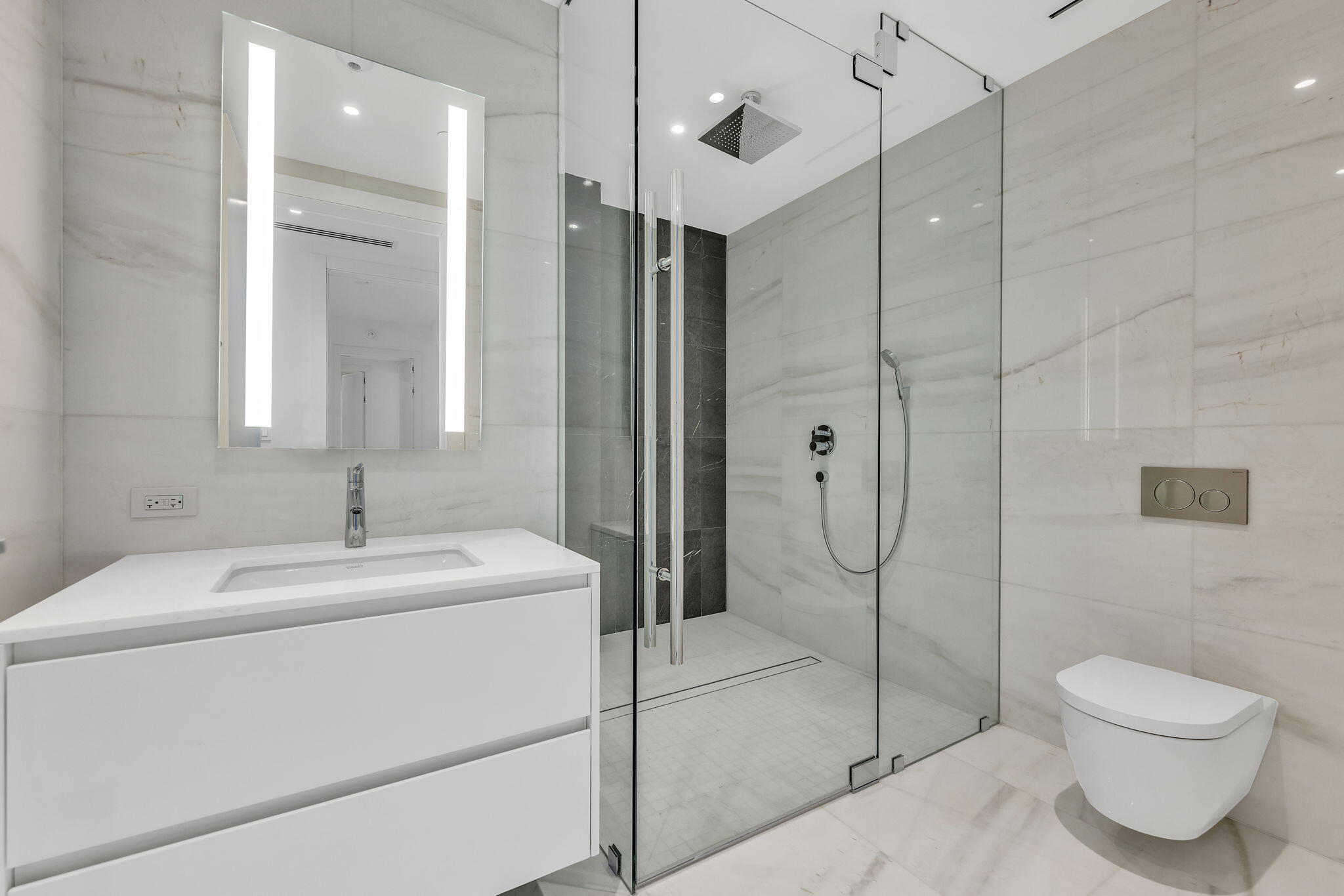 Aston Martin Condominium Association - Residential Lease