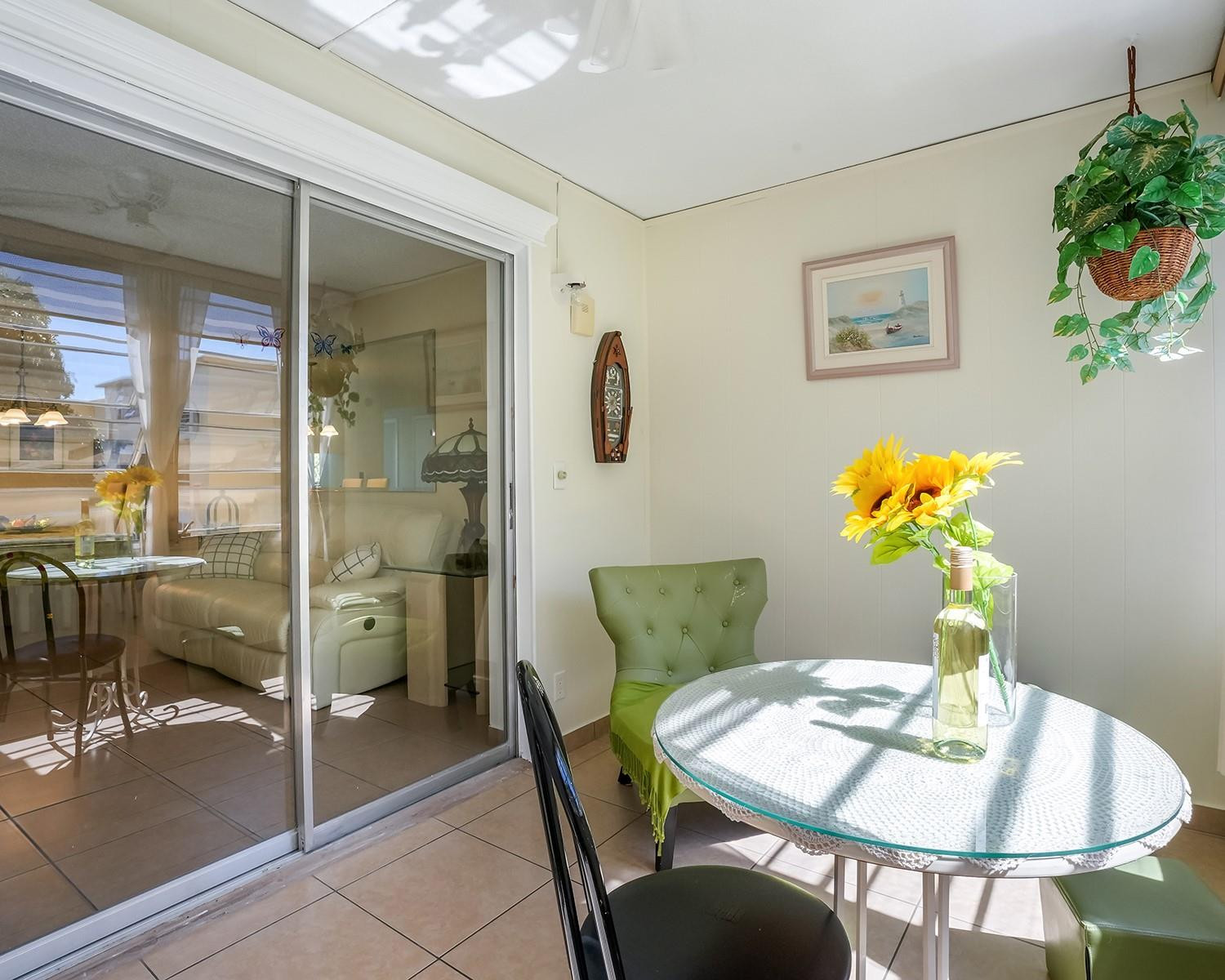 VILLAGE ROYALE GREENWOOD - Residential