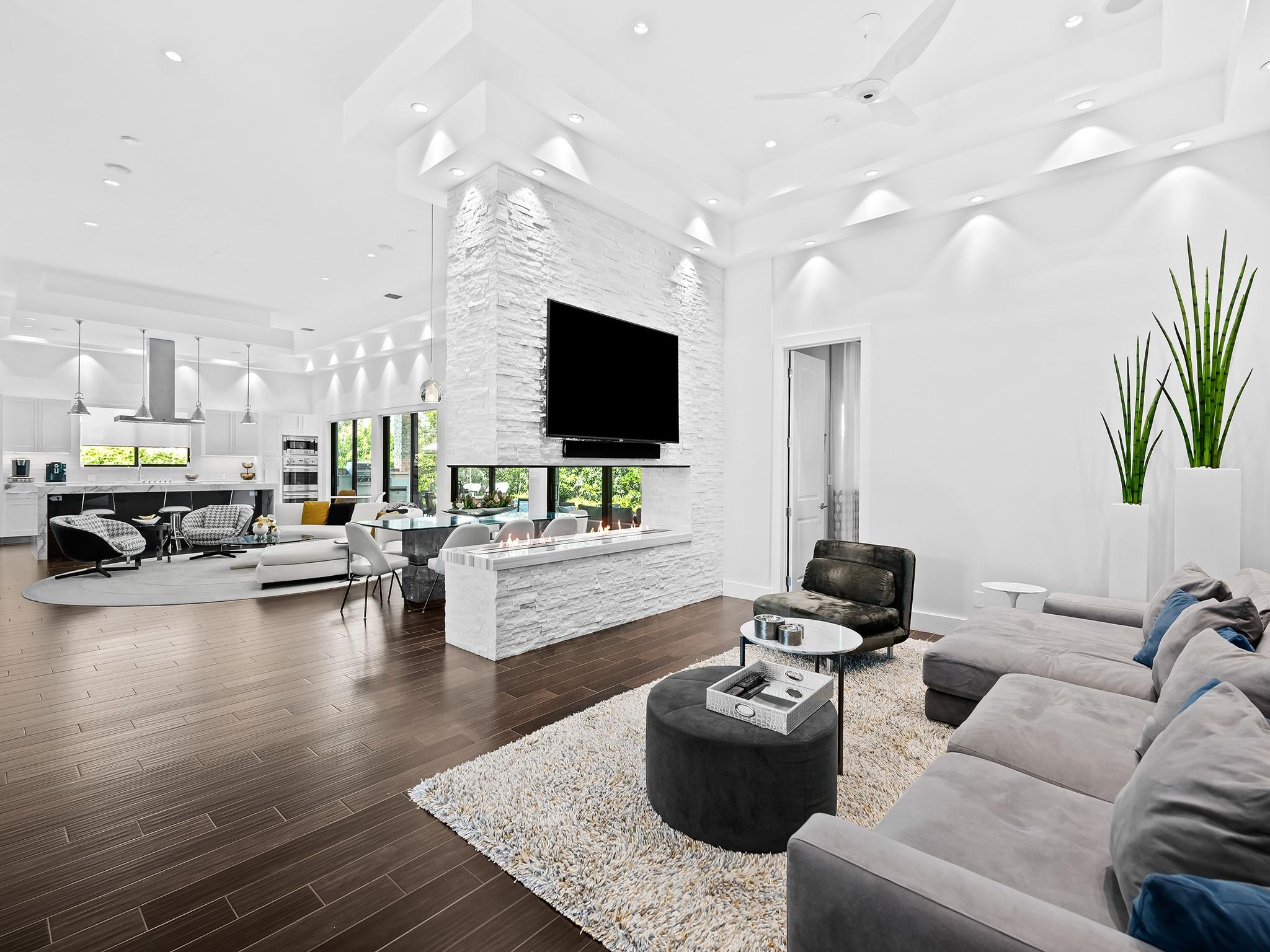 1710 Middle River Dr