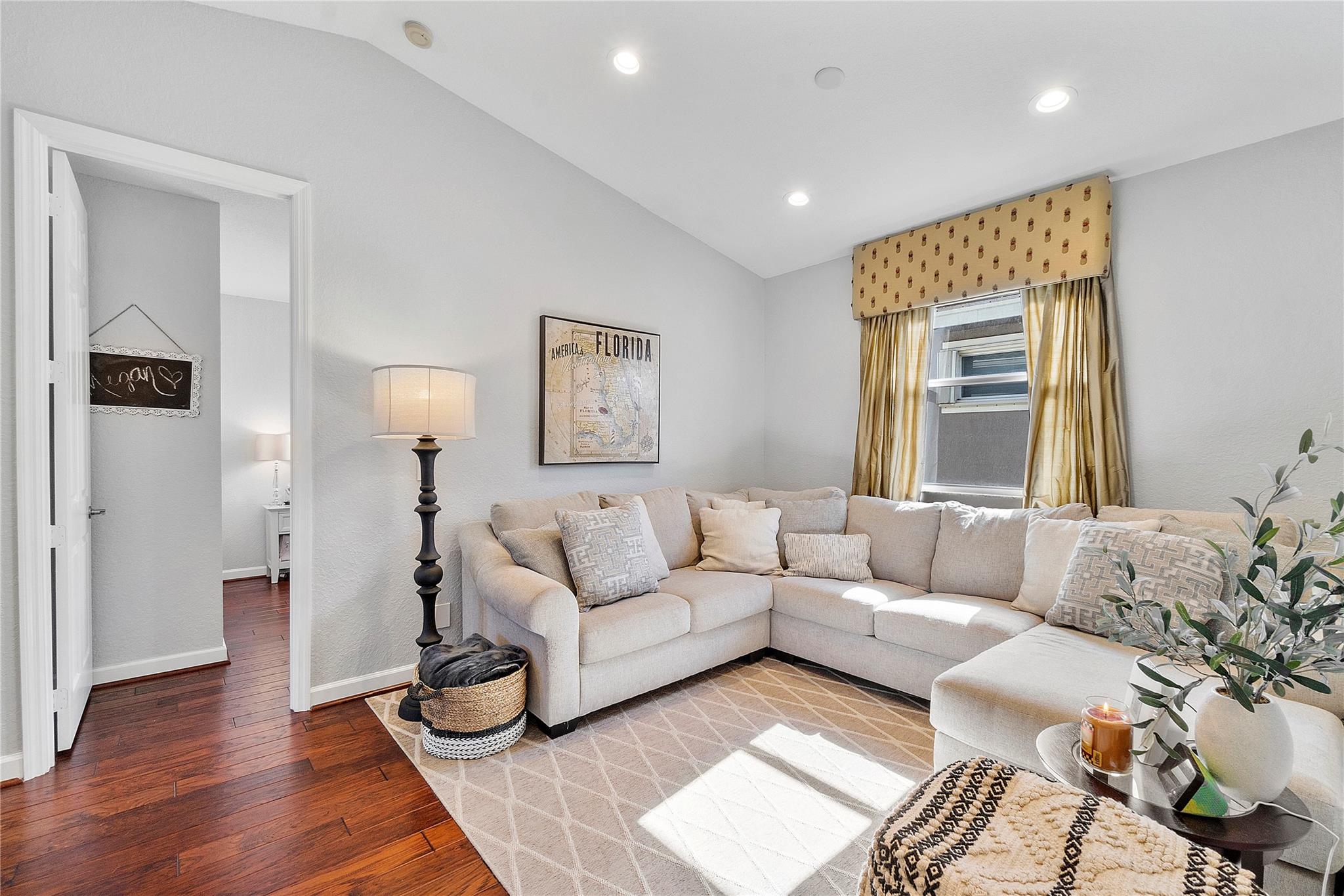 Heron Bay Central 171-23 - Residential