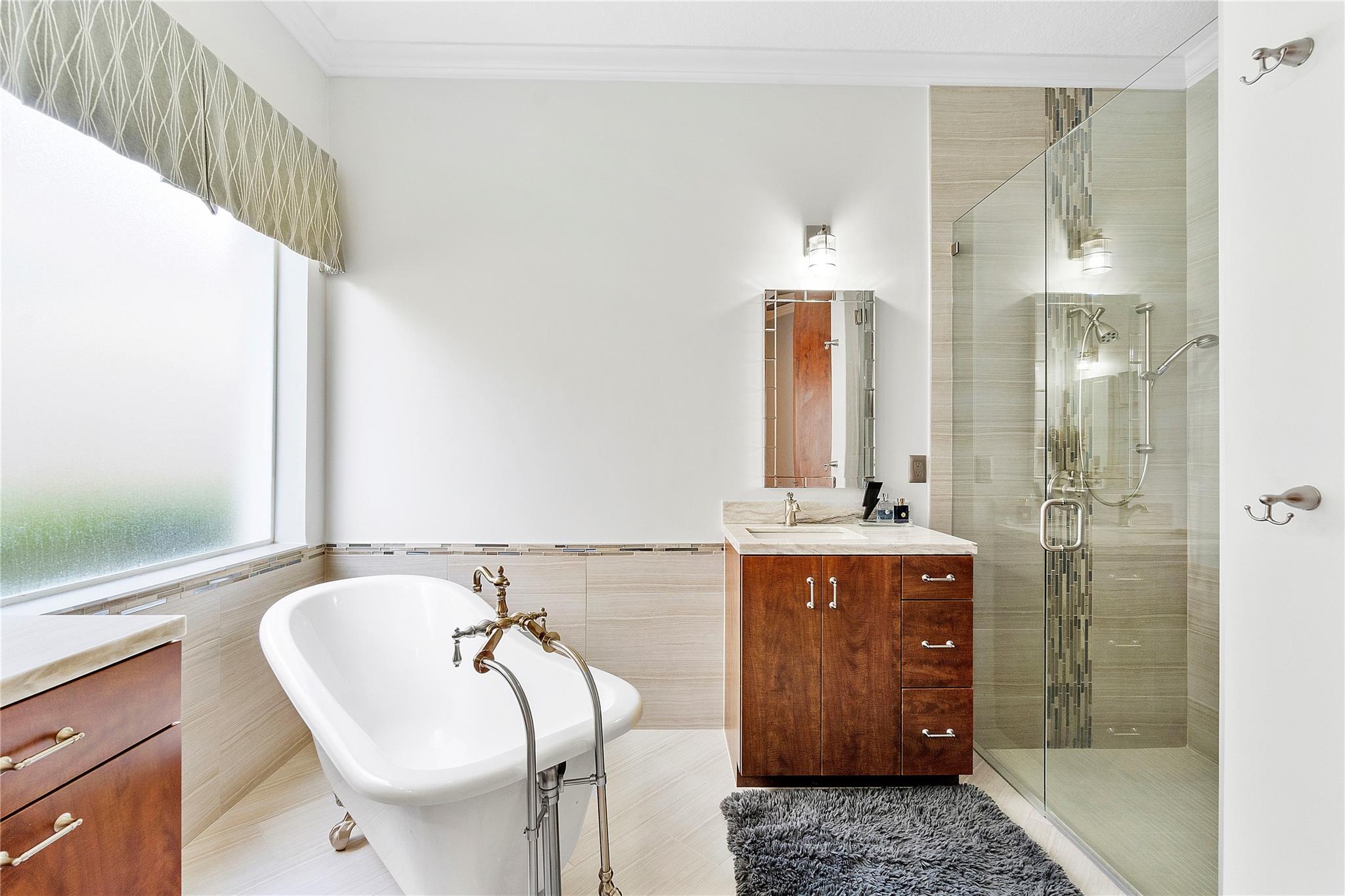 Heron Bay Central 171-23 - Residential